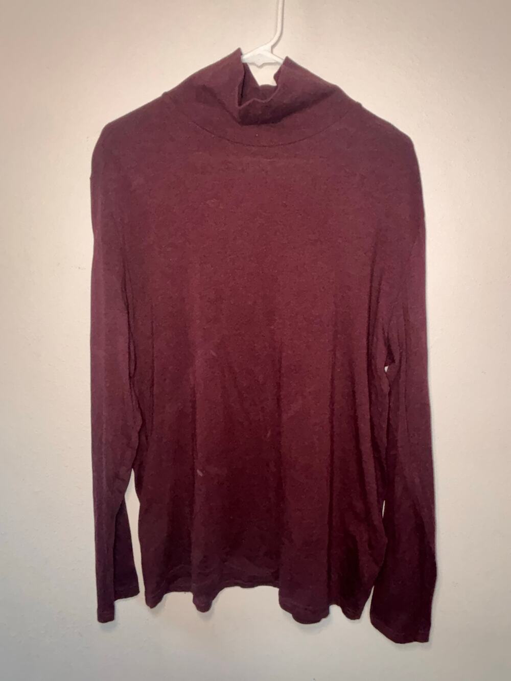 H&M Mens Maroon Turtle Neck